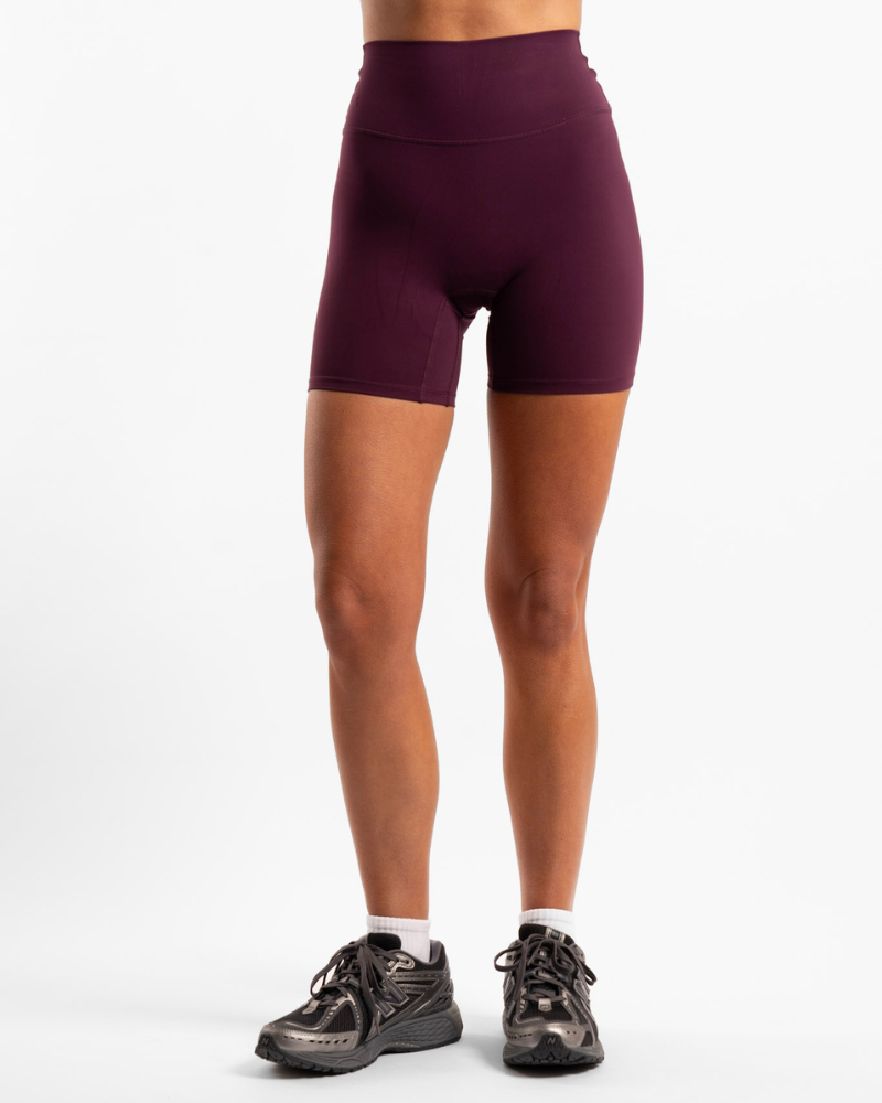 Not Your Basic Shorts 6 Inch - Plum (Invisible Scrunch)