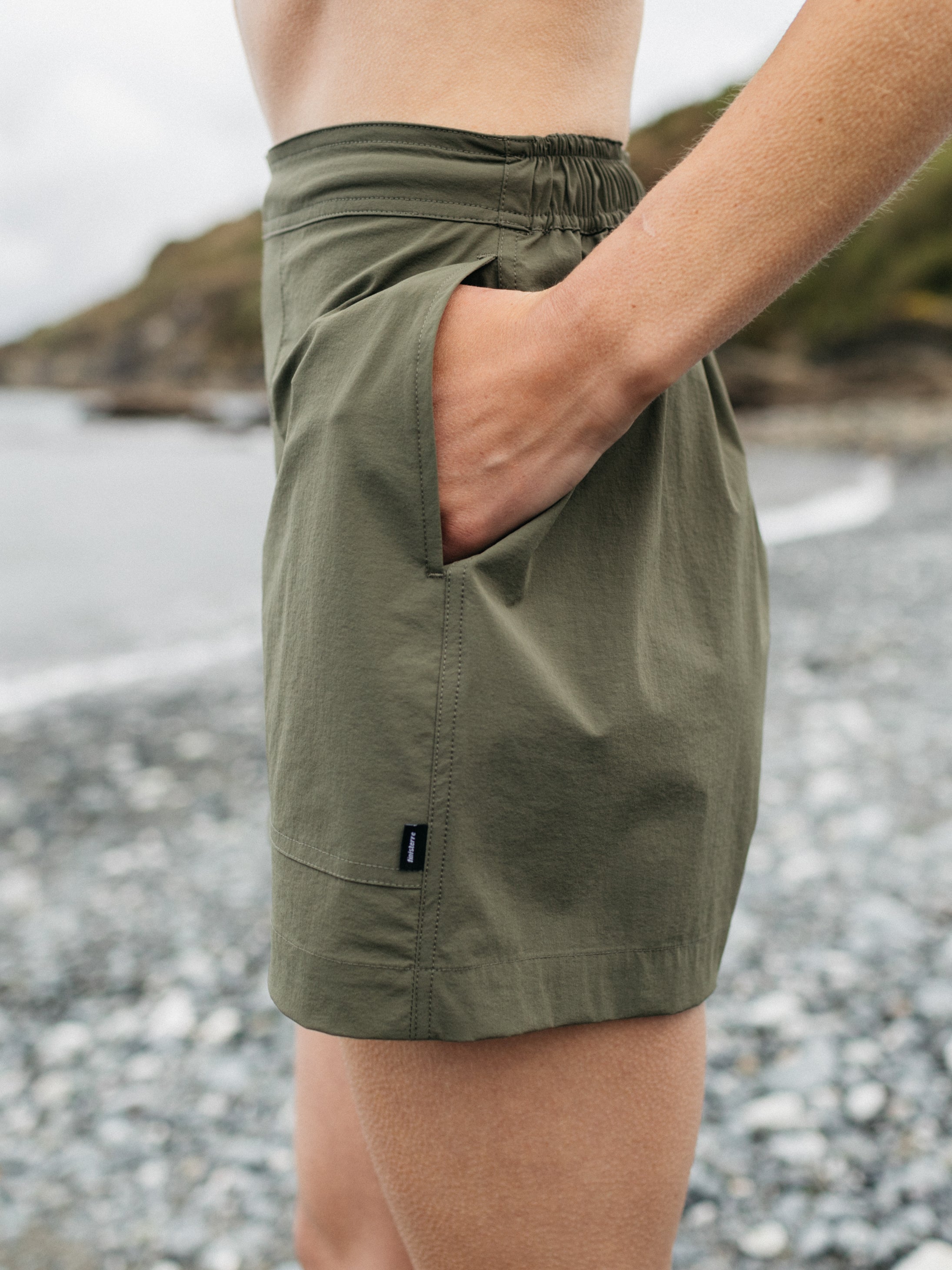 Women's Walker Hybrid Short