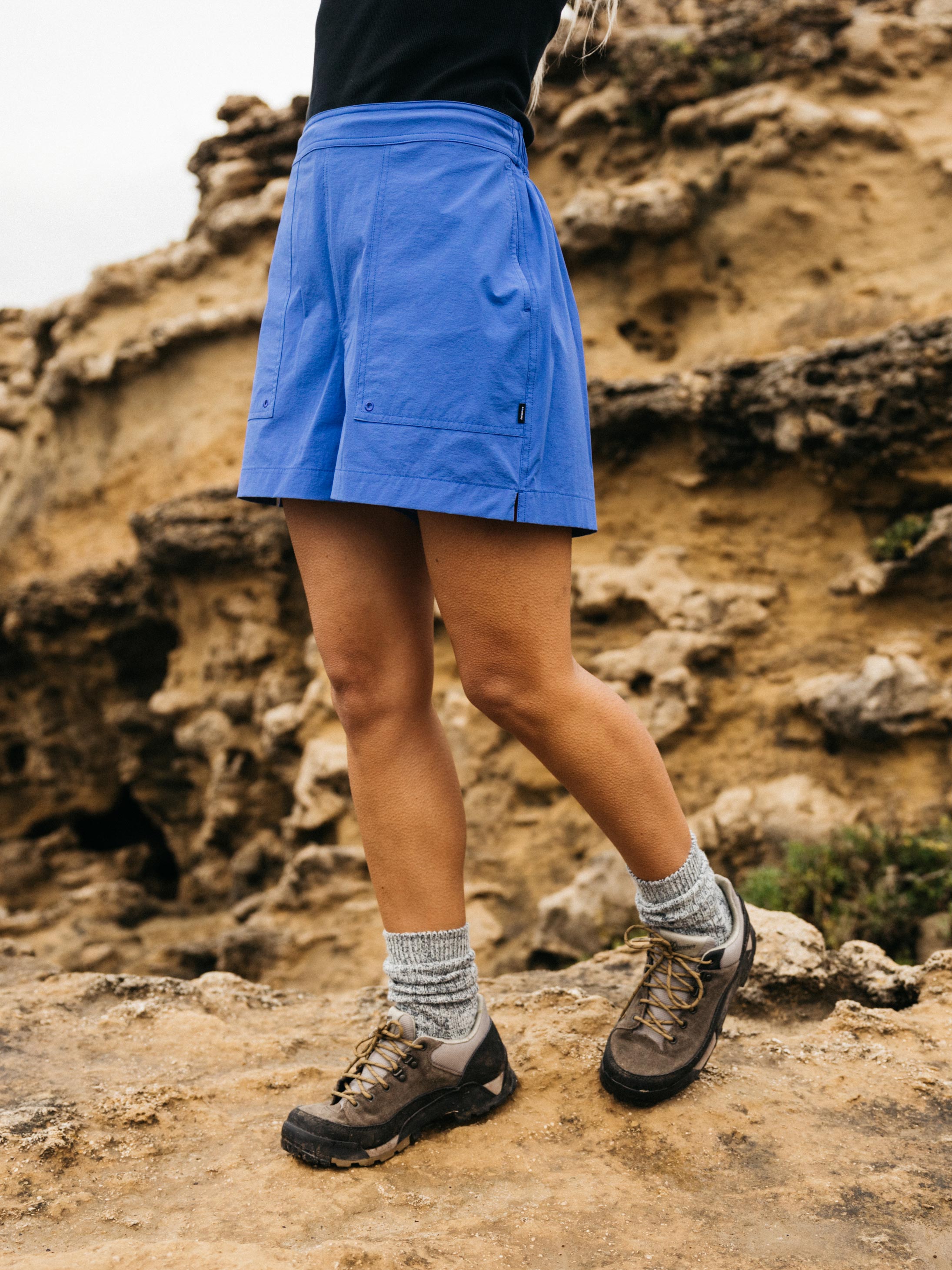 Women's Walker Hybrid Short