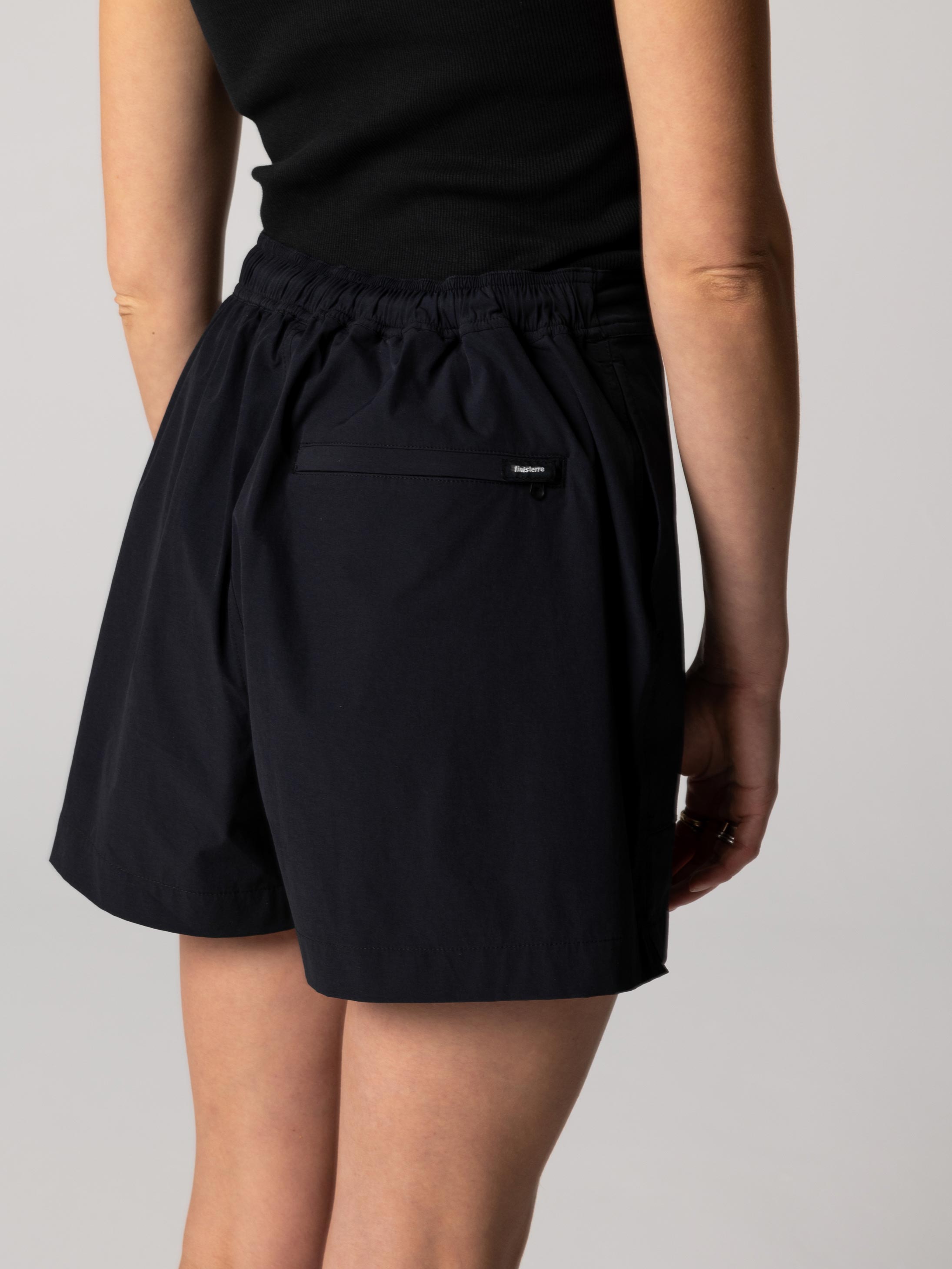 Women's Walker Hybrid Short