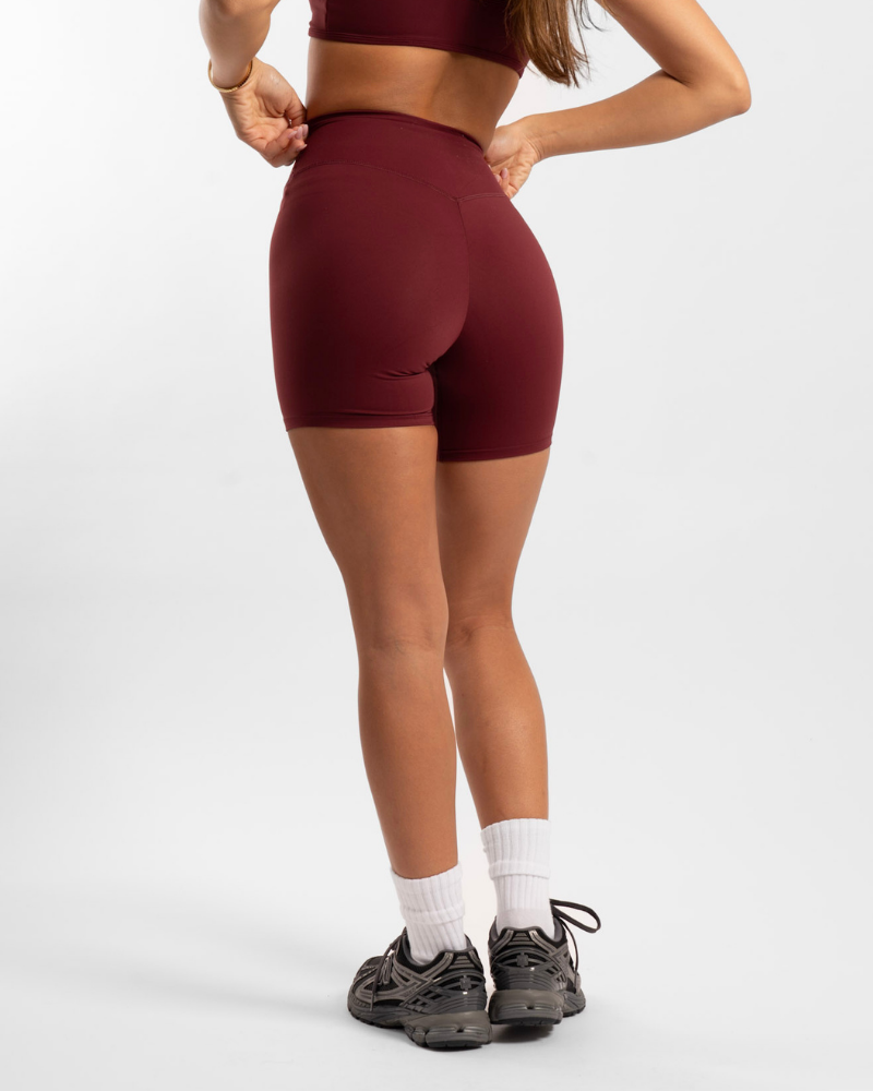 Not Your Basic Shorts 6 Inch - Bordeaux (Invisible Scrunch)