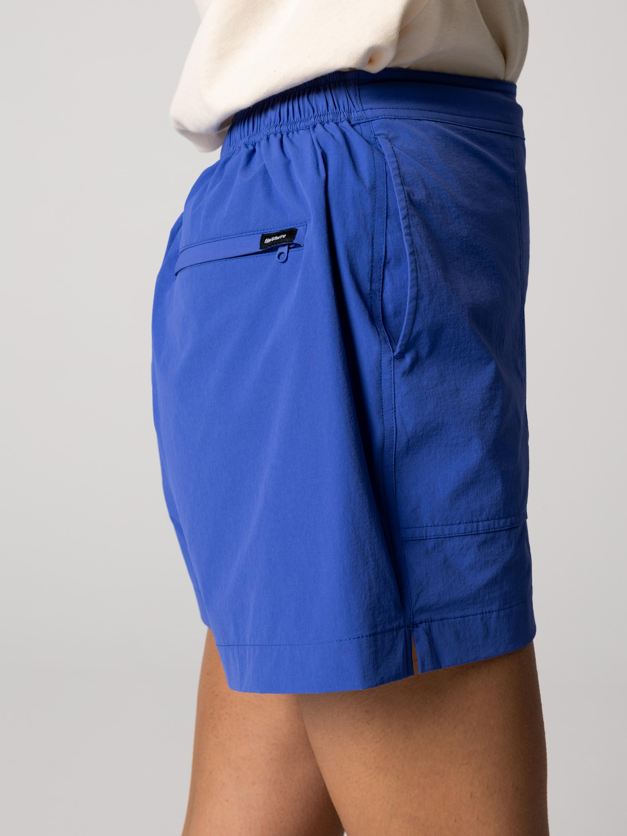 Women's Walker Hybrid Short
